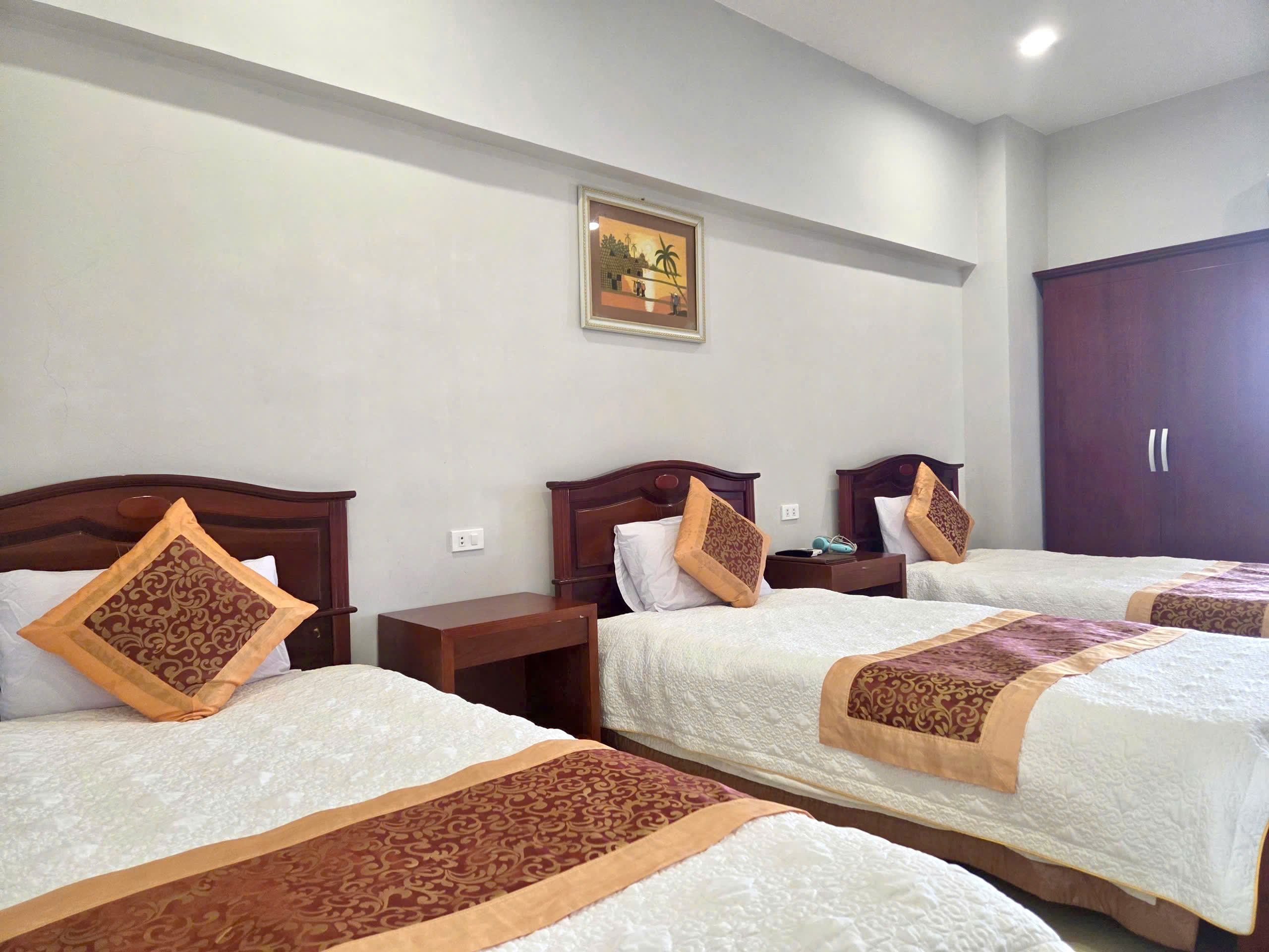 Phòng Deluxe Triple 3( 3 giường đơn 1m1)